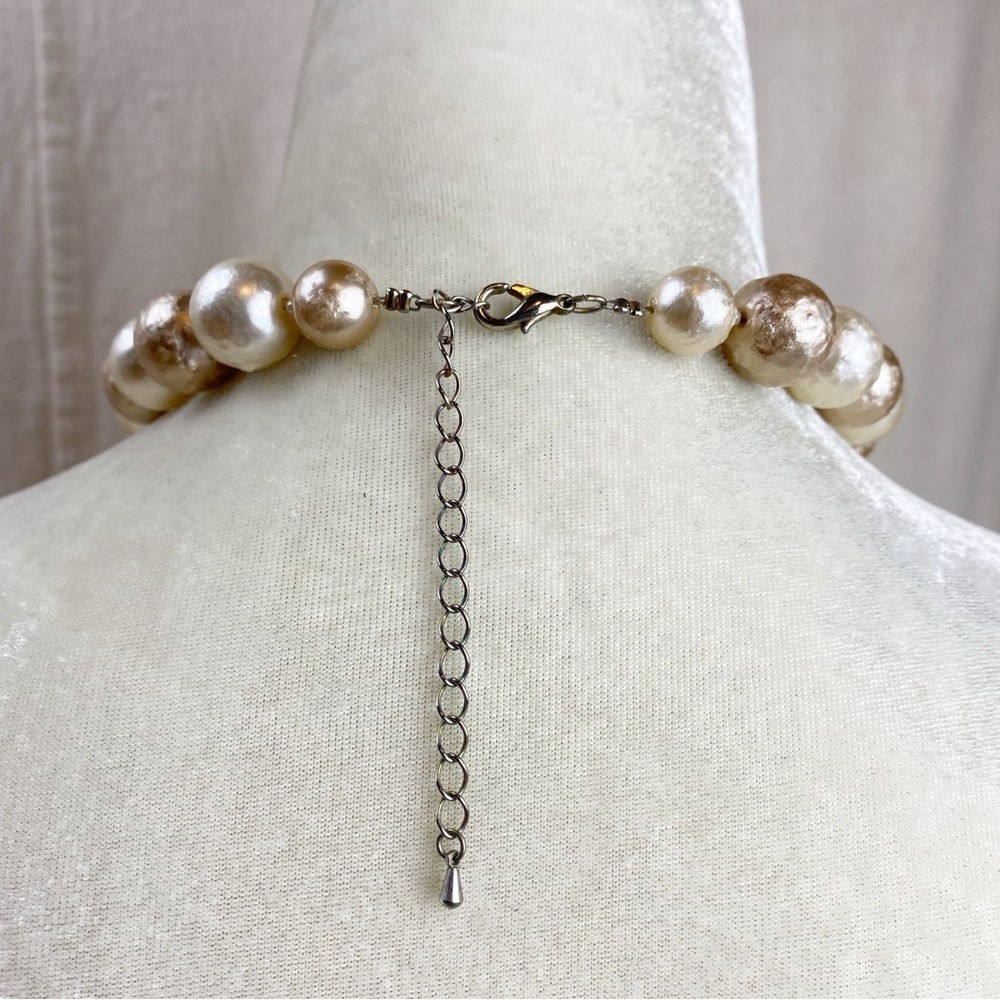 Elegant Chunky Textured Faux Pearl Necklace two tone champagne - Picture 3 of 6
